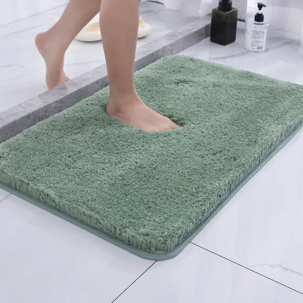 AquaLuxe™ Plush Bath Rug – Quick Dry