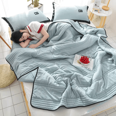 CoolHaven Ice Cooling Blanket