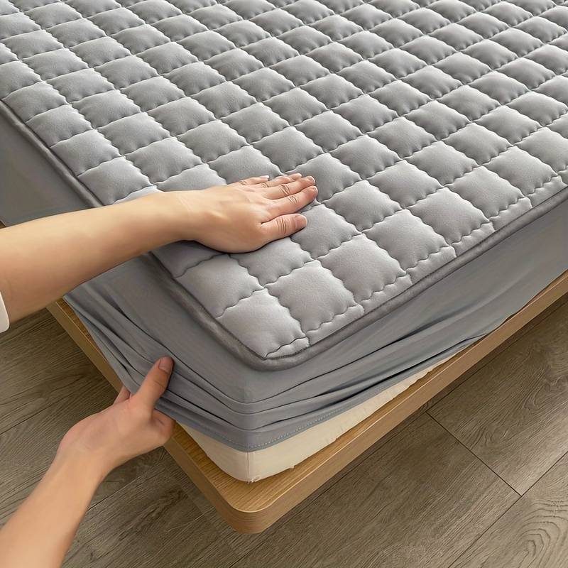Sleepora Luxe Mattress Cover – Soft, Breathable & Hygienic Bed Protector