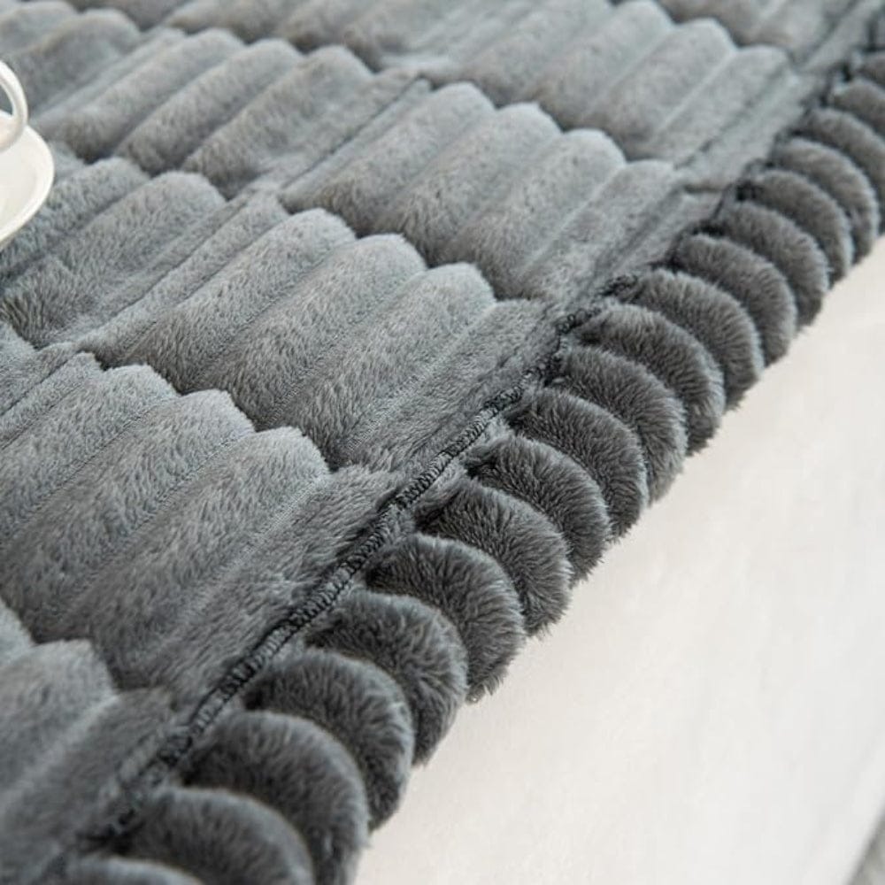 CozyRidge | Plush Pleated Edges Sofa Cover