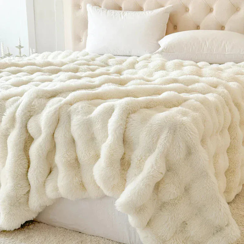 VeloraSoft Plush Blanket – Double-Layer Extra Thick Faux Rabbit Fur Throw