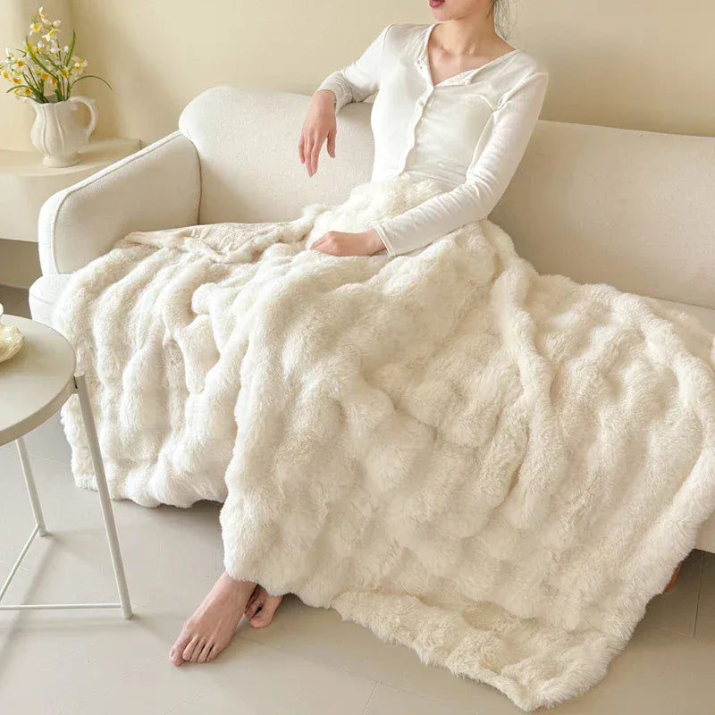 VeloraSoft Plush Blanket – Double-Layer Extra Thick Faux Rabbit Fur Throw