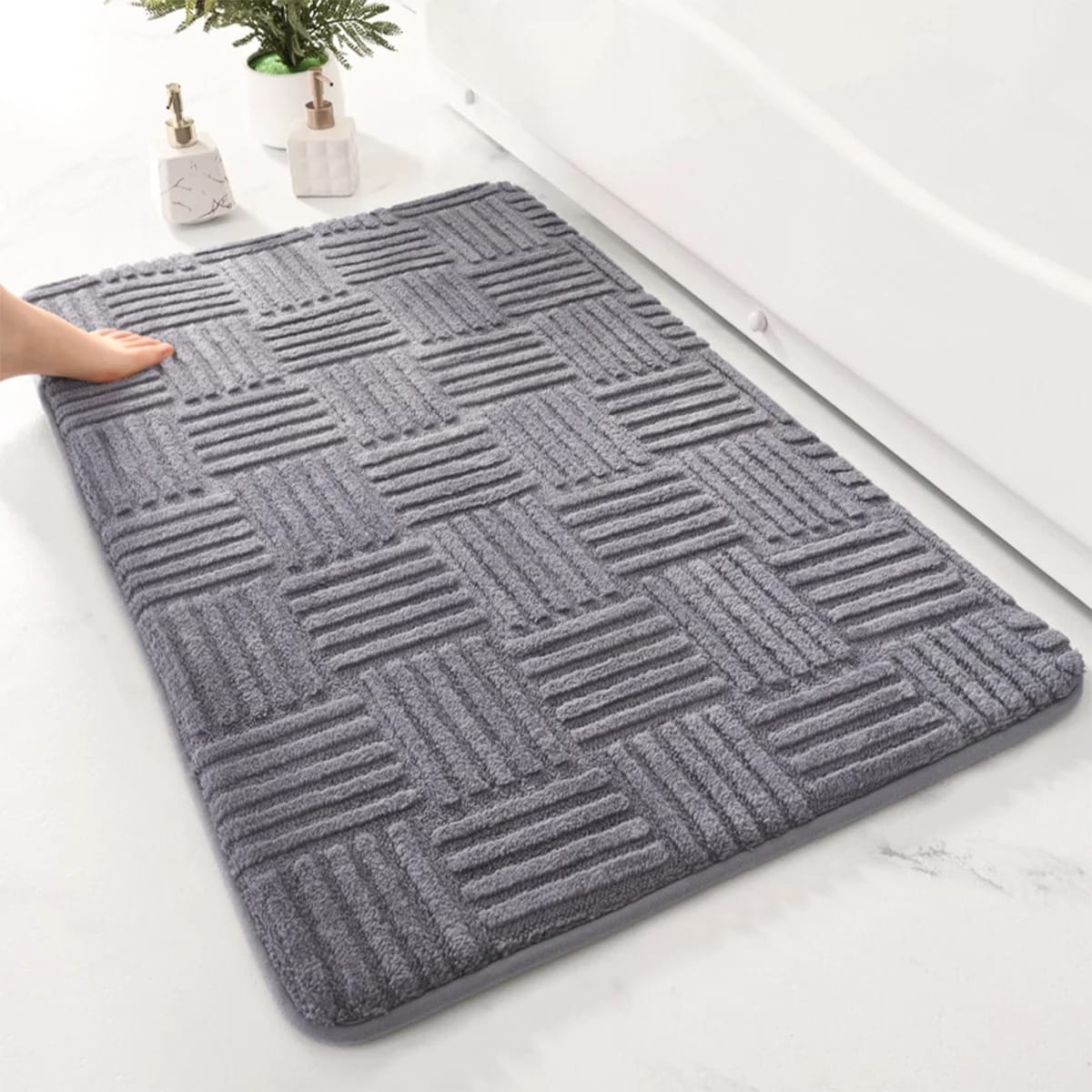 Thick Absorbent Striped Bathroom Mat