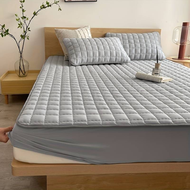 Sleepora Luxe Mattress Cover – Soft, Breathable & Hygienic Bed Protector